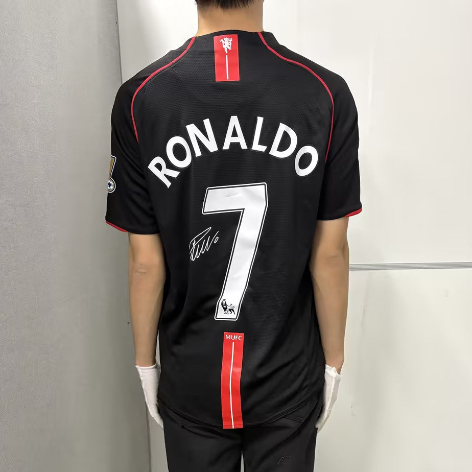 CRISTIANO RONALDO | MANCHESTER UN. 07/08 H&A DISPLAY JERSEY | PRINTED SIGNATURE