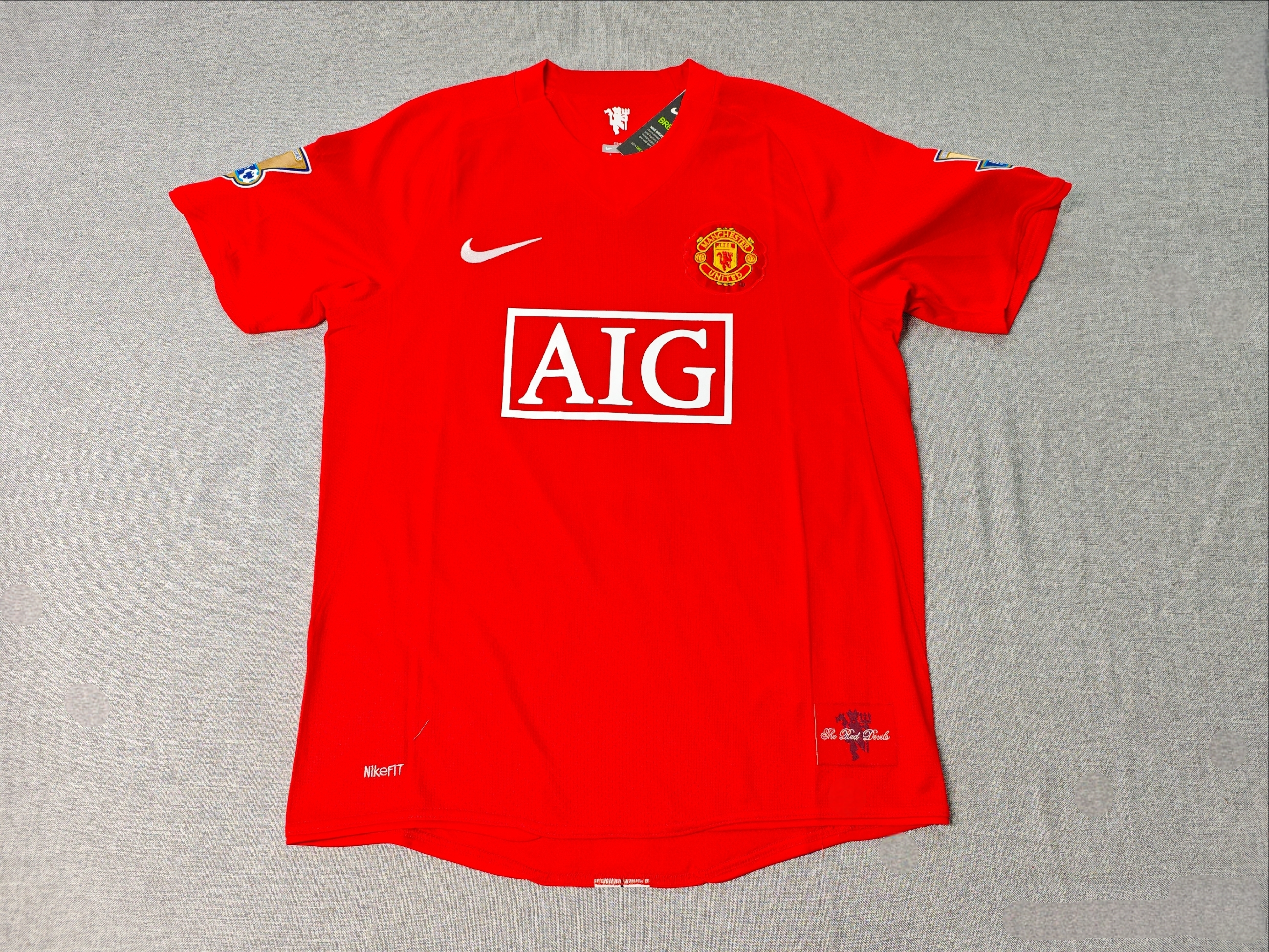 CRISTIANO RONALDO | MANCHESTER UN. 07/08 HOME DISPLAY JERSEY | PRINTED SIGNATURE
