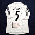 ZINEDINE ZIDANE | REAL MADRID 05/06 RETRO HOME DISPLAY JERSEY | PRINTED SIGNATURE