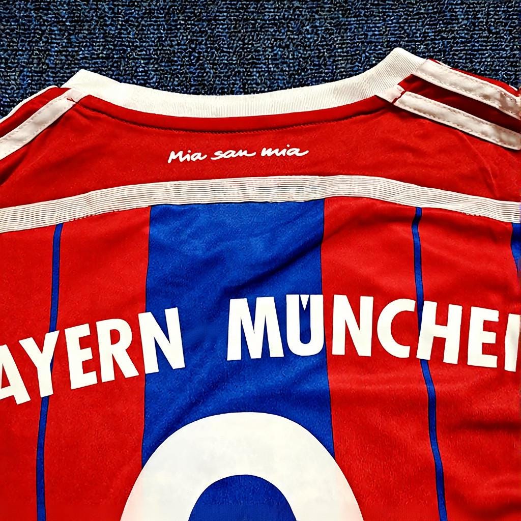 Lewandowski SIGNED - Bayern Munich 14/15 Home Jersey/Shirt - PRINTED AUTOGRAPH