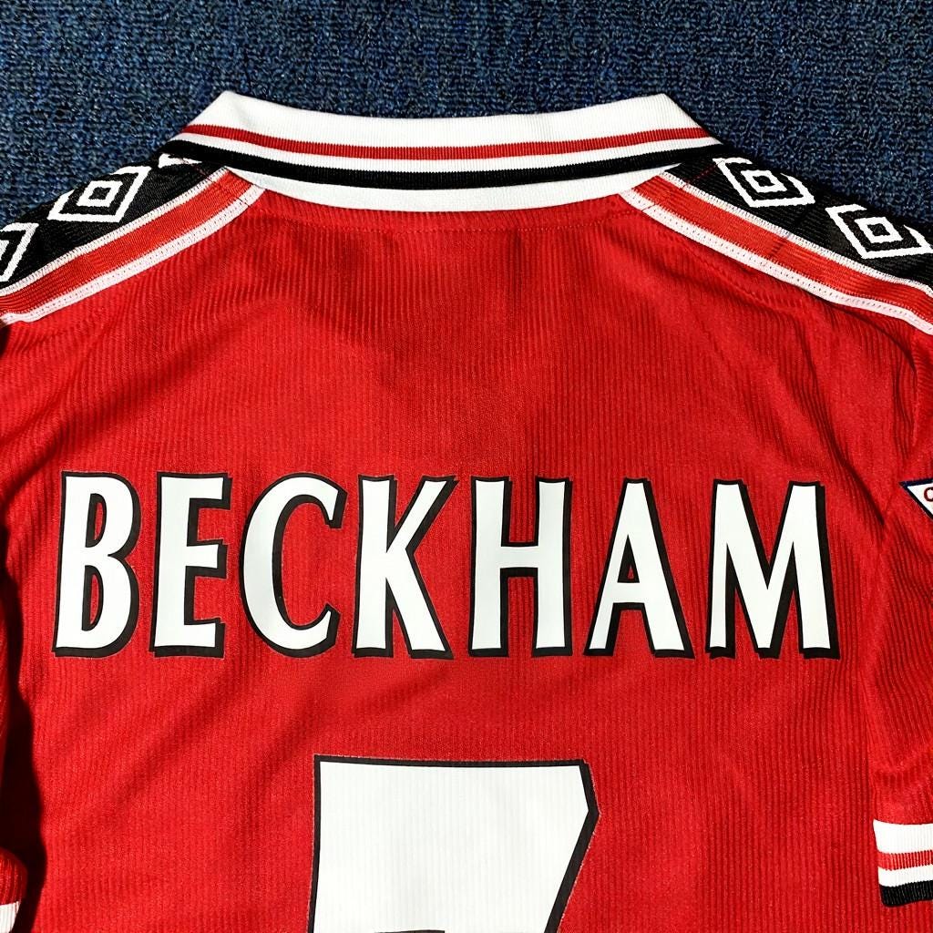 D. Beckham Signed - Manchester Un. 98/99 Home Jersey/Shirt - Printed Autograph