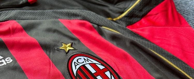 Kaká Signed - Ac Milan 05/06 Retro Home Jersey/Shirt - Printed Autograph