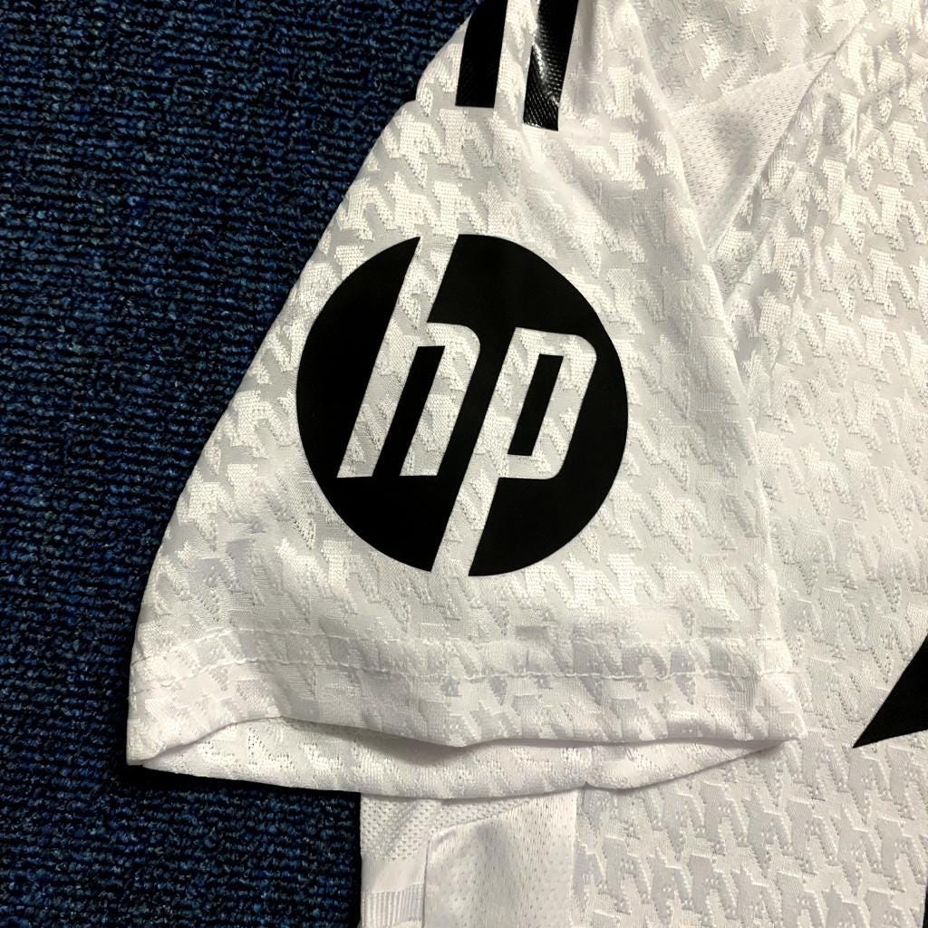 Luka Modrić SIGNED - Real Madrid 24/25 Home Jersey/Shirt - PRINTED AUTOGRAPH