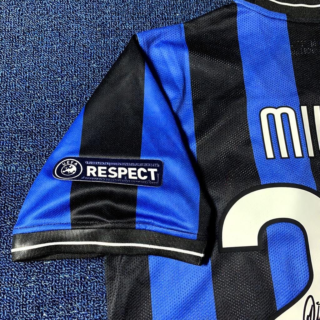 Diego Milito SIGNED - Inter Milan 09/10 Home Jersey/Shirt - PRINTED AUTOGRAPH