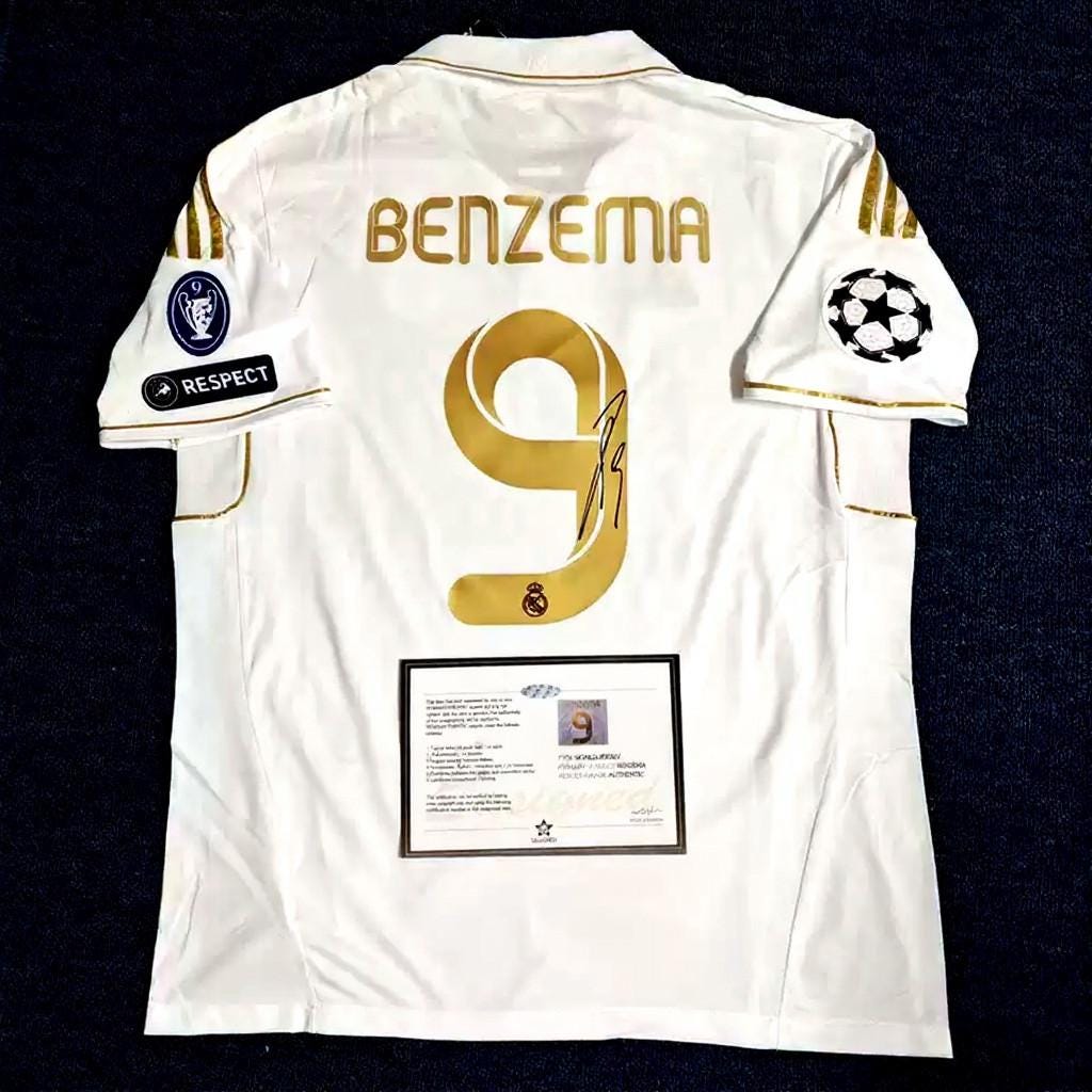 Karim Benzema SIGNED - Real Madrid 11/12 Home Jersey/Shirt - PRINTED AUTOGRAPH