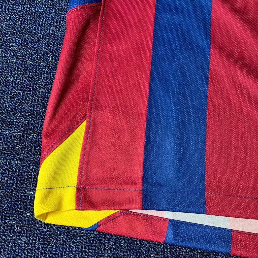 L. Messi Signed - Barcelona 05/06 Retro Home Jersey/Shirt - Printed Autograph