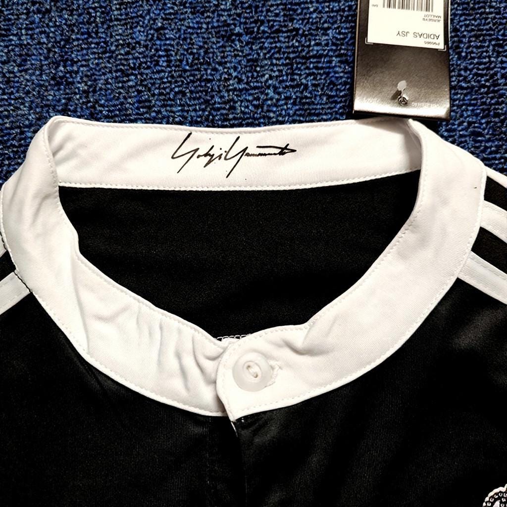 C. Ronaldo Signed - Real Madrid 14/15 Bd* Away Jersey/Shirt - Printed Autograph