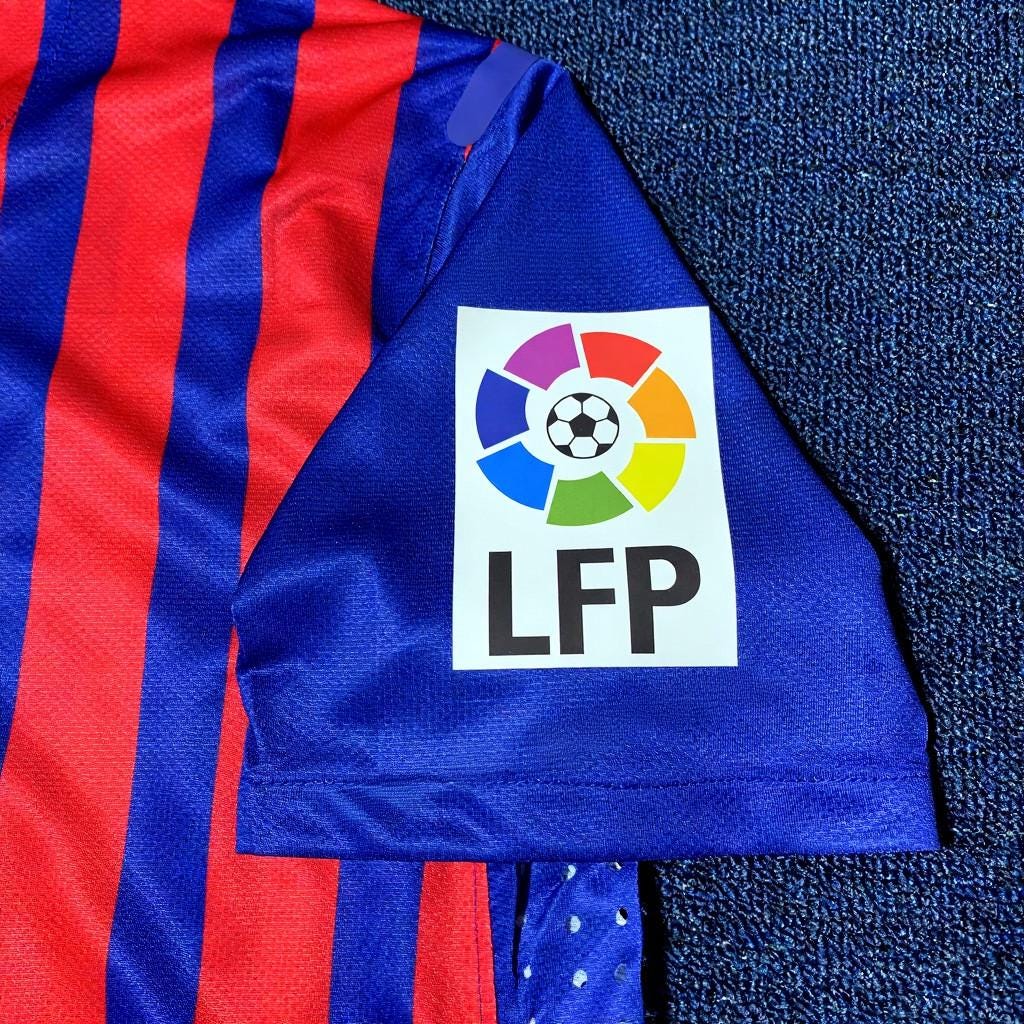 Lionel Messi SIGNED - Barcelona 11/12 Home Jersey/Shirt - PRINTED AUTOGRAPH