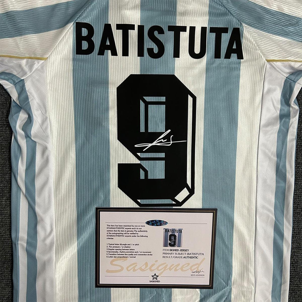 Gabriel Batistuta SIGNED - Argentina 1998 Home Jersey/Shirt - PRINTED AUTOGRAPH