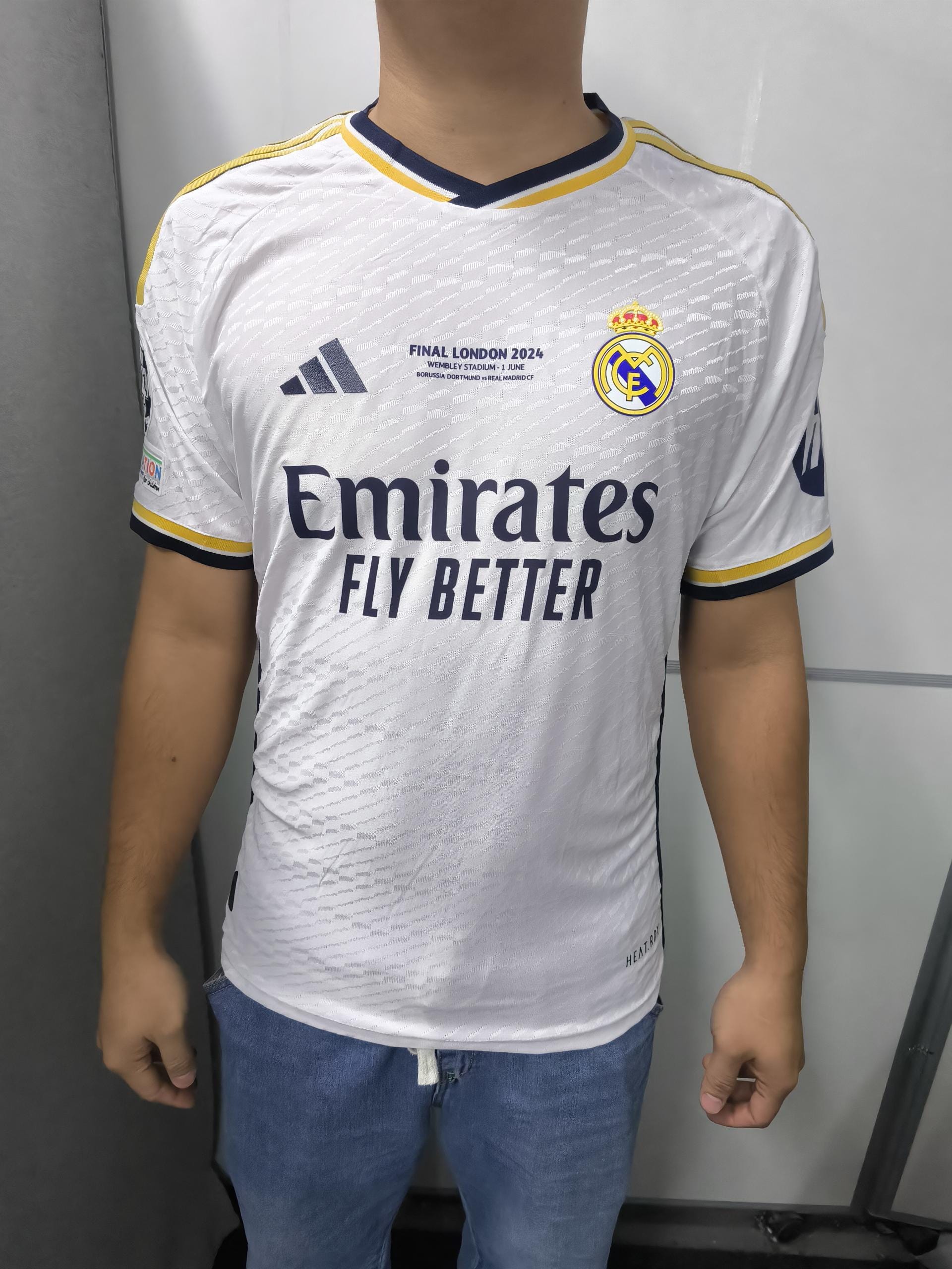 Vinícius Júnior SIGNED - Real Madrid 23/24 Home Jersey/Shirt - PRINTED AUTOGRAPH