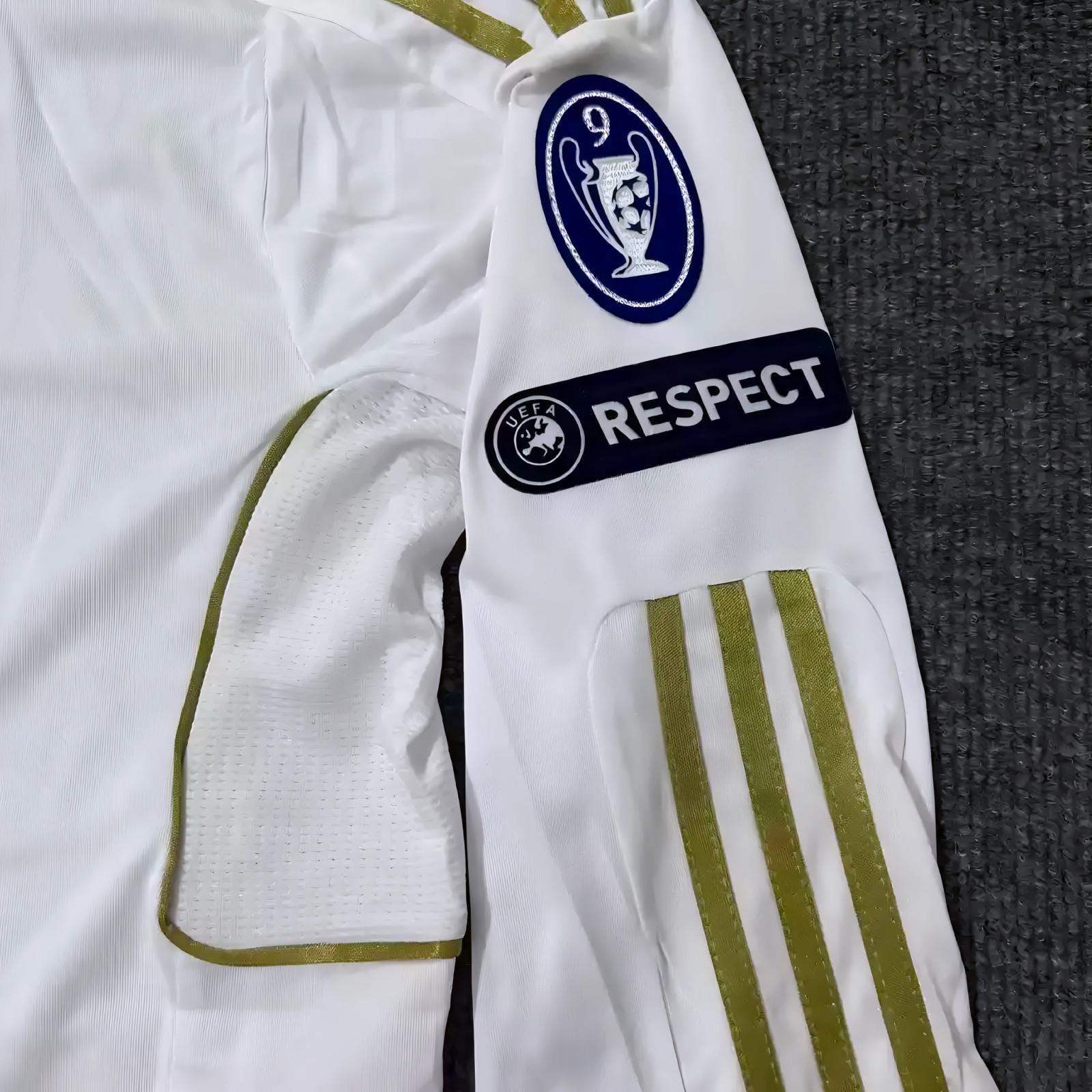 C. Ronaldo Signed - Real Madrid 11/12 Home Jersey/Shirt - Printed Autograph