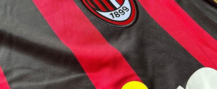 Kaká Signed - Ac Milan 05/06 Retro Home Jersey/Shirt - Printed Autograph