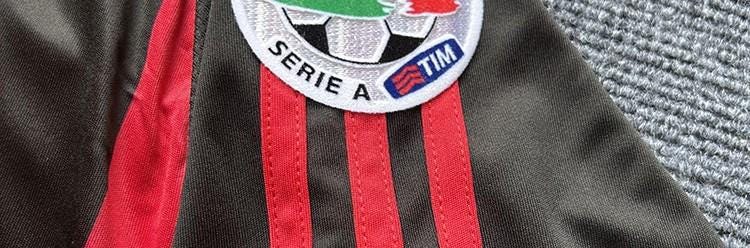 Kaká Signed - Ac Milan 05/06 Retro Home Jersey/Shirt - Printed Autograph