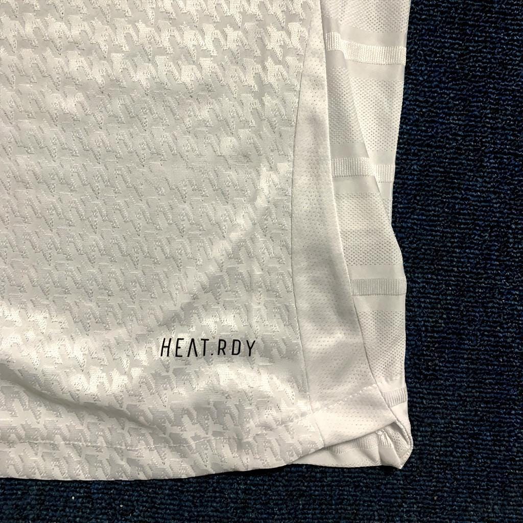 Luka Modrić SIGNED - Real Madrid 24/25 Home Jersey/Shirt - PRINTED AUTOGRAPH