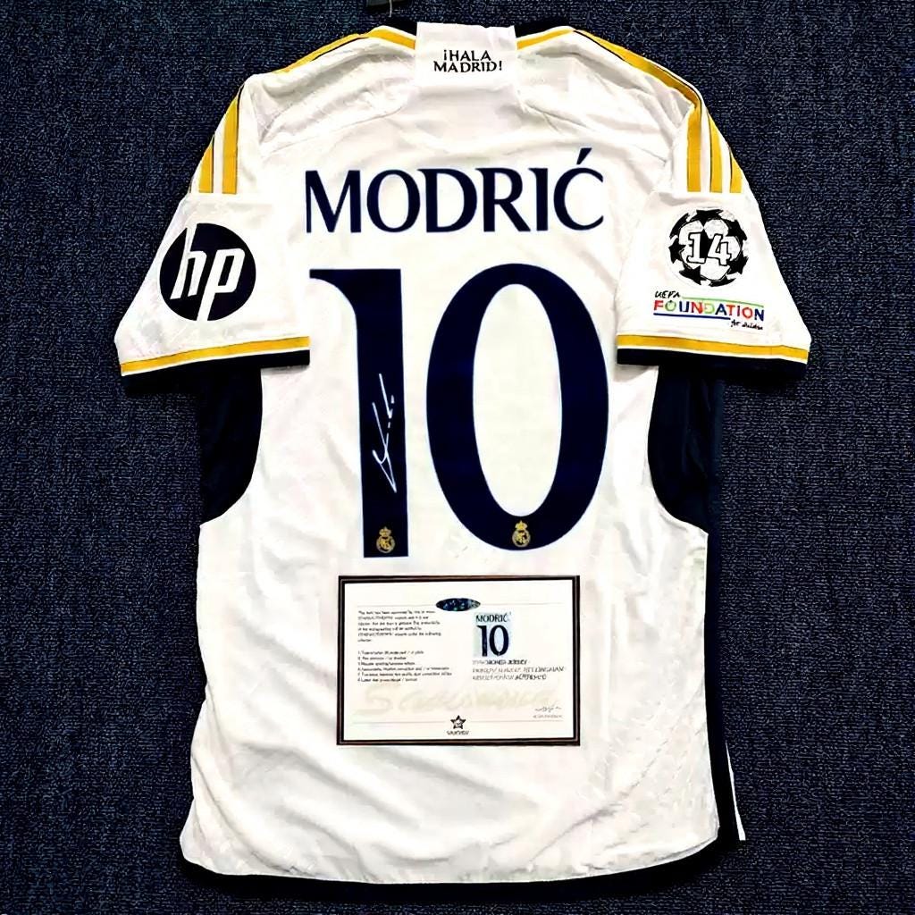 Luka Modrić SIGNED - Real Madrid 23/24 Home Jersey/Shirt - PRINTED AUTOGRAPH