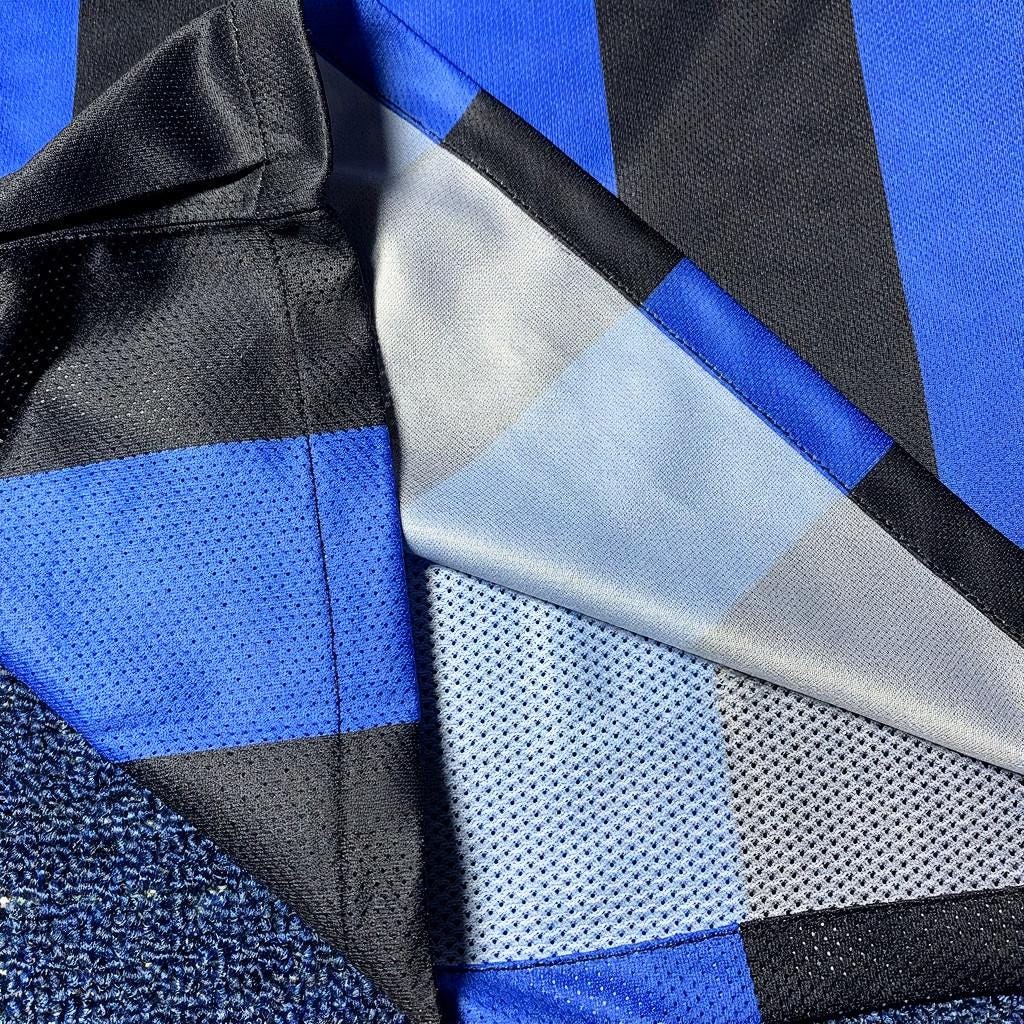 Diego Milito SIGNED - Inter Milan 09/10 Home Jersey/Shirt - PRINTED AUTOGRAPH