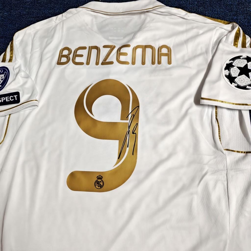 Karim Benzema SIGNED - Real Madrid 11/12 Home Jersey/Shirt - PRINTED AUTOGRAPH