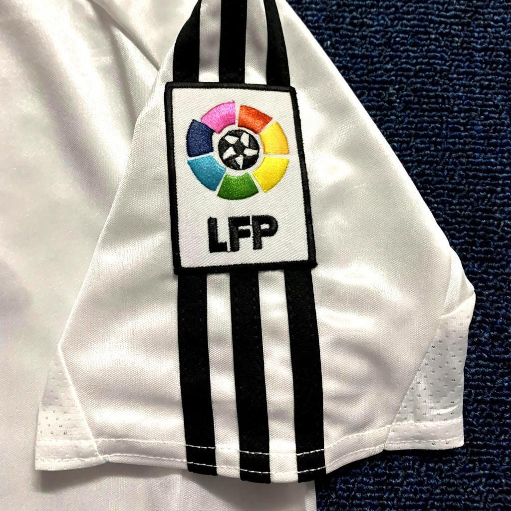 Z. Zidane Signed - Real Madrid 04/05 Retro Home Jersey/Shirt - Printed Autograph