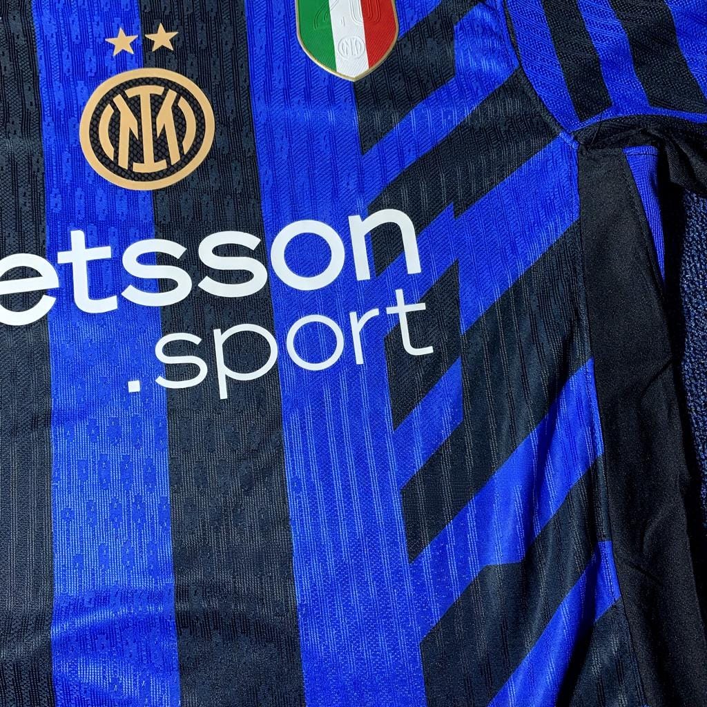 Lautaro M. Signed - Inter Milan 24/25 Home Jersey/Shirt - Printed Autograph
