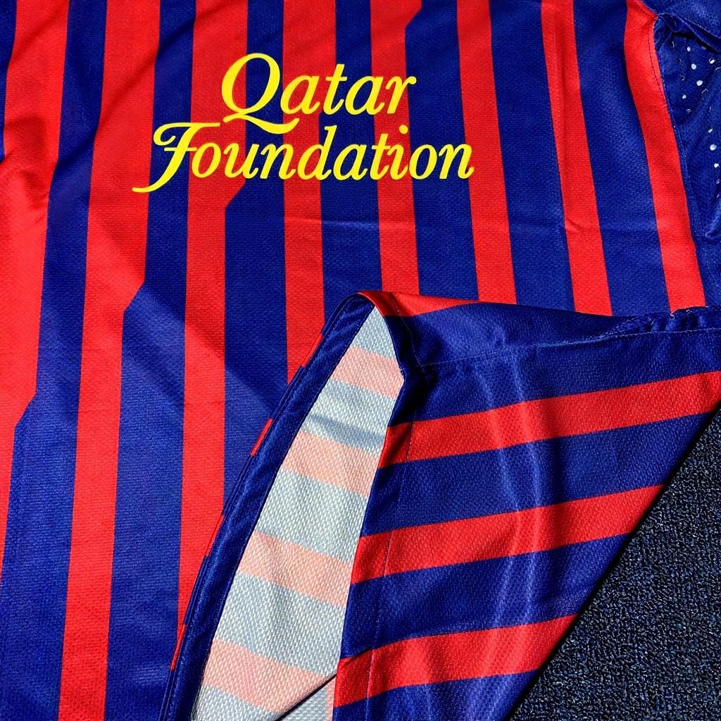 Lionel Messi SIGNED - Barcelona 11/12 Home Jersey/Shirt - PRINTED AUTOGRAPH