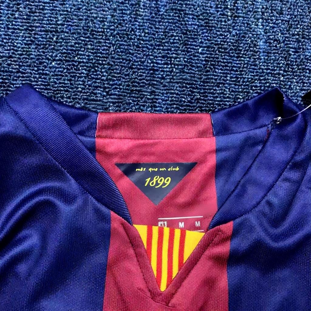 Lionel Messi SIGNED - Barcelona 14/15 Home Jersey/Shirt - PRINTED AUTOGRAPH