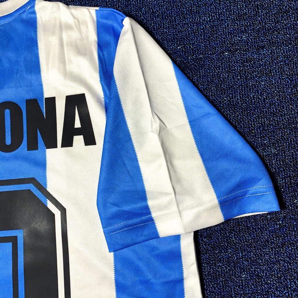 Diego Maradona SIGNED - Argentina 1986 Home Jersey/Shirt - PRINTED AUTOGRAPH