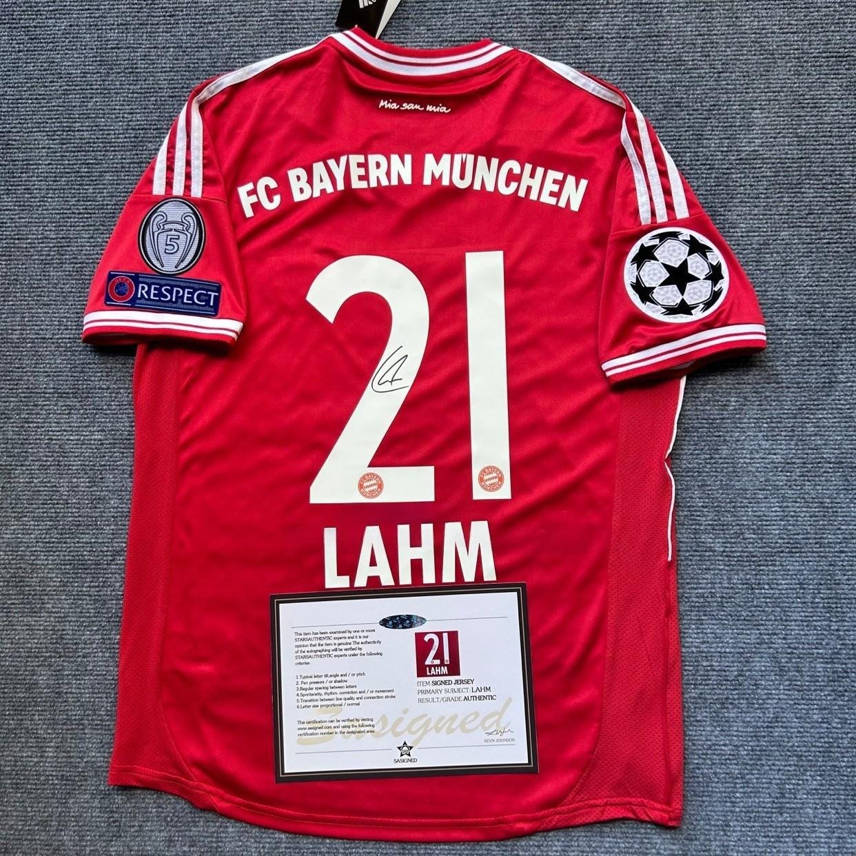 Philipp Lahm SIGNED - Bayern Munich 13/14 Home Jersey/Shirt - PRINTED AUTOGRAPH