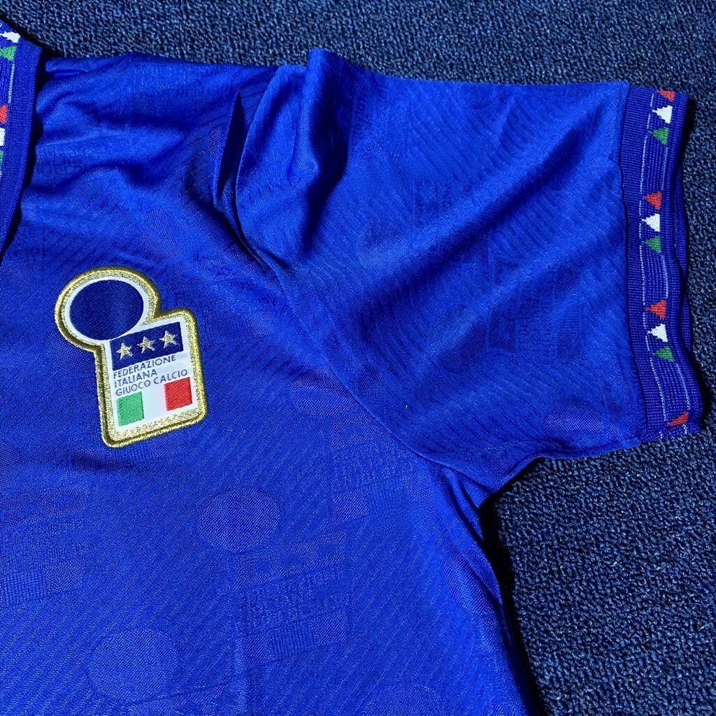 Roberto Baggio SIGNED - Italy 1994 Home Jersey/Shirt - PRINTED AUTOGRAPH