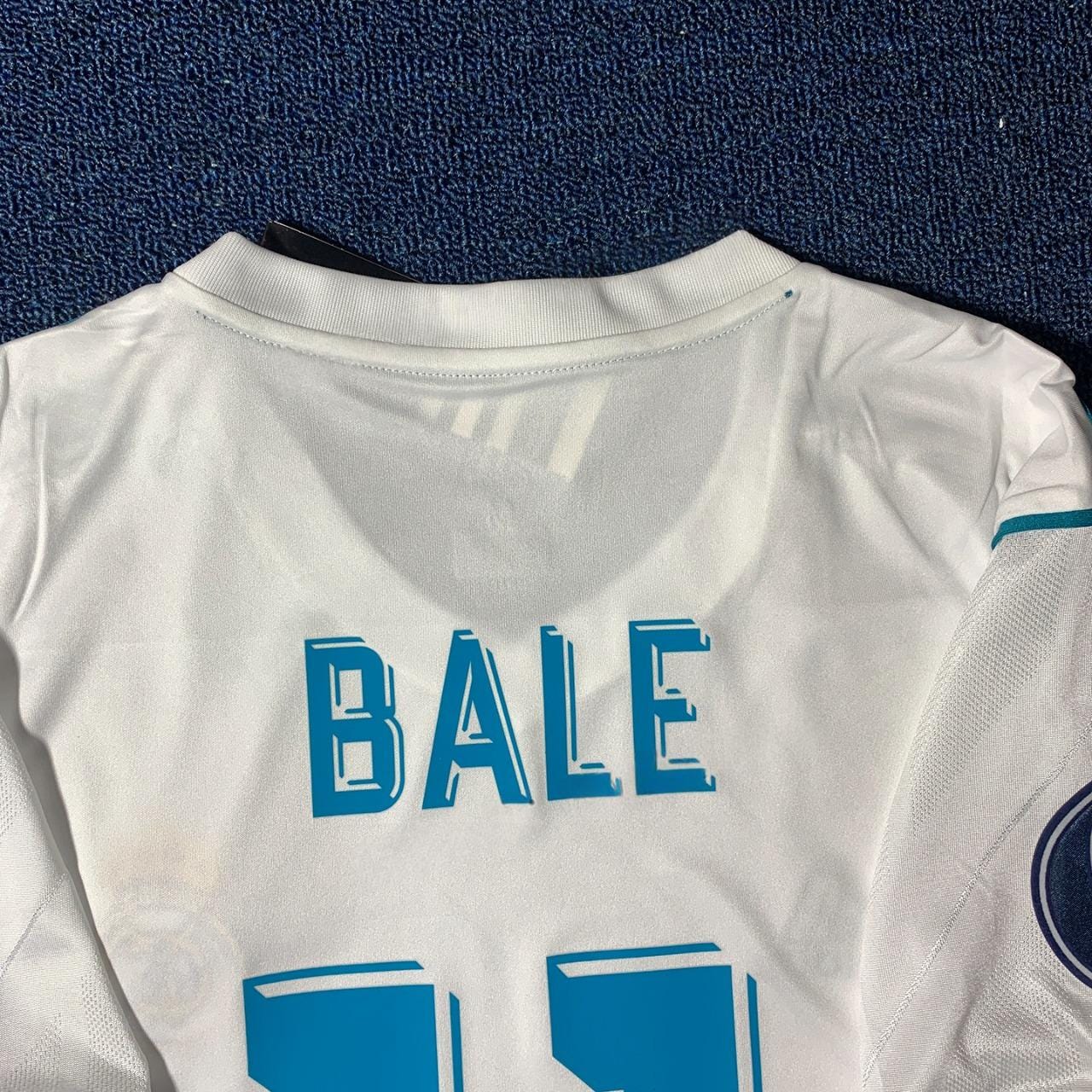 Gareth Bale SIGNED - Real Madrid 17/18 Home Jersey/Shirt - PRINTED AUTOGRAPH