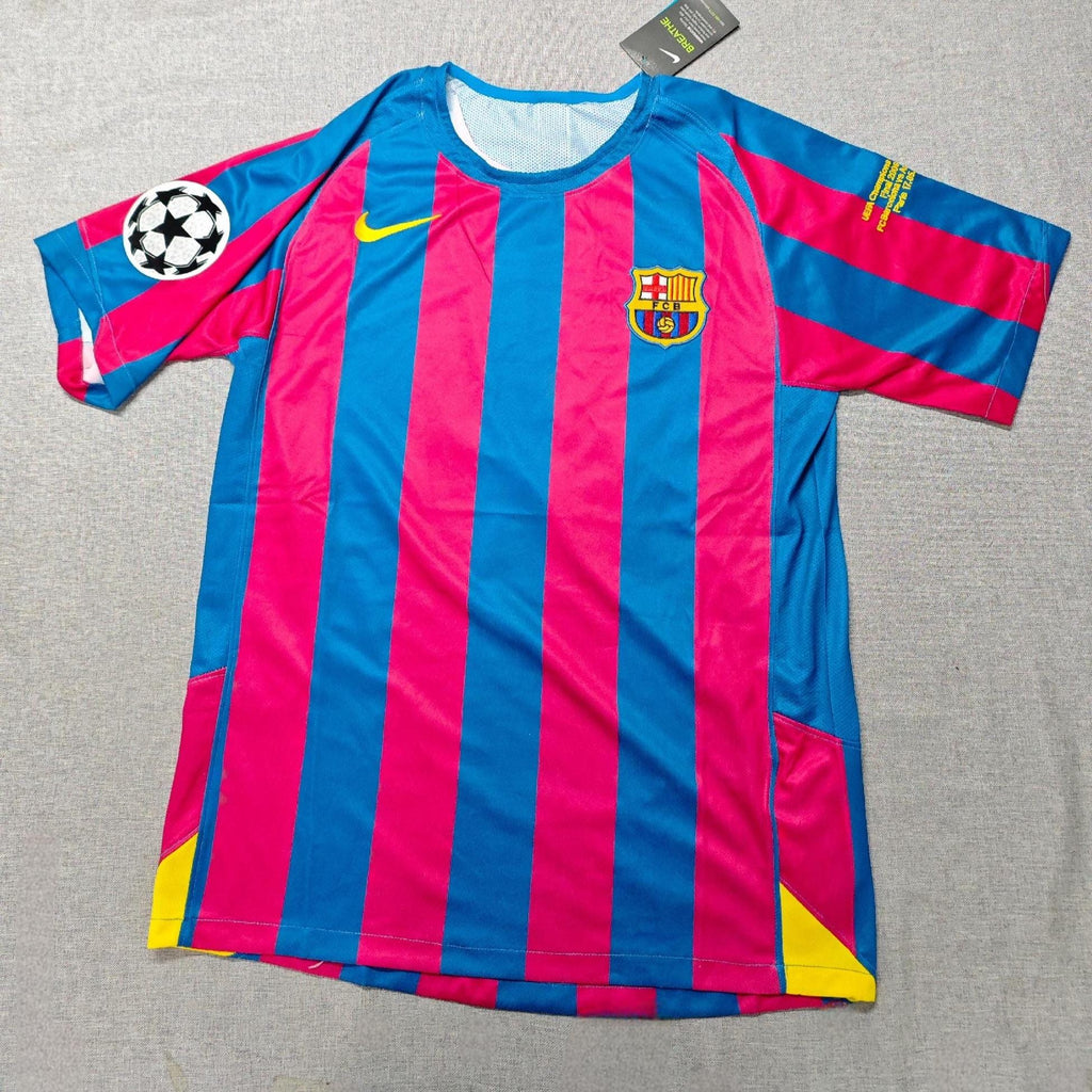 Ronaldinho SIGNED - Barcelona 05/06 Retro Home Jersey/Shirt - PRINTED AUTOGRAPH