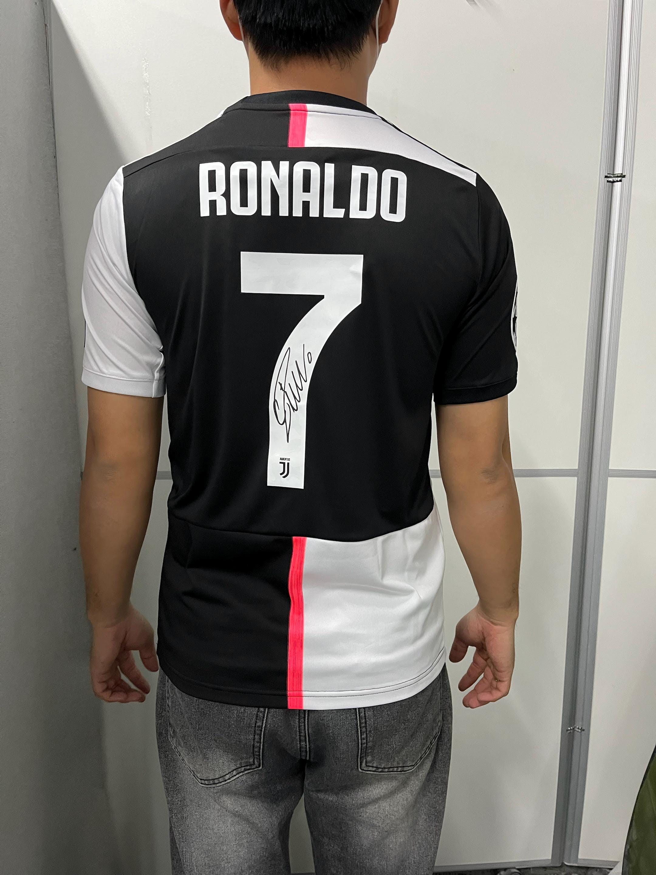 Cristiano Ronaldo SIGNED - Juventus 19/20 Home Jersey/Shirt - PRINTED AUTOGRAPH