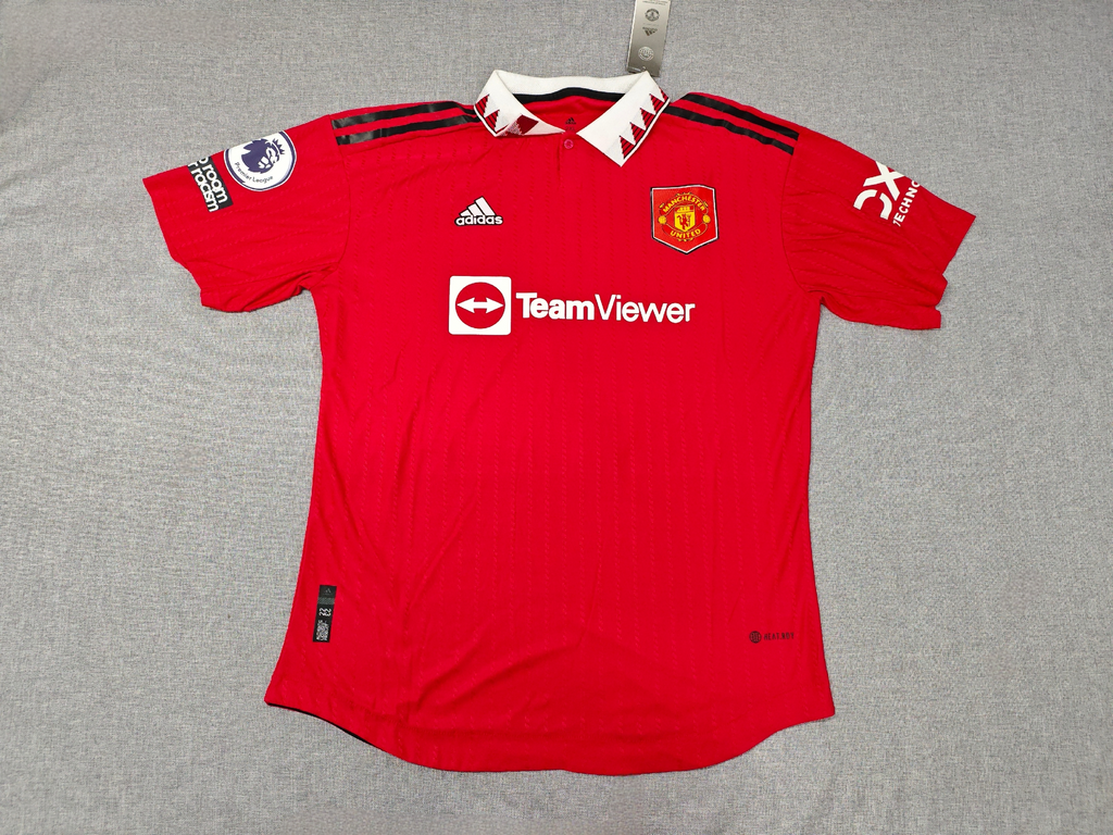 CRISTIANO RONALDO | MANCHESTER UN. 22/23 HOME DISPLAY JERSEY | PRINTED SIGNATURE