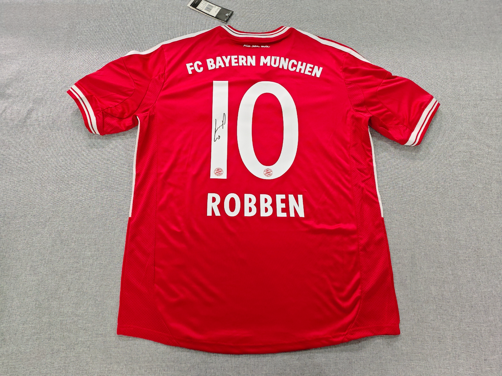 ARJEN ROBBEN | BAYERN MUNICH 13/14 HOME DISPLAY JERSEY | PRINTED SIGNATURE