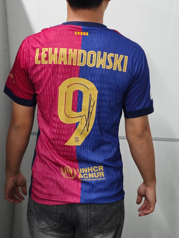 ROBERT LEWANDOWSKI | BARCELONA 24/25 HOME DISPLAY JERSEY | PRINTED SIGNATURE